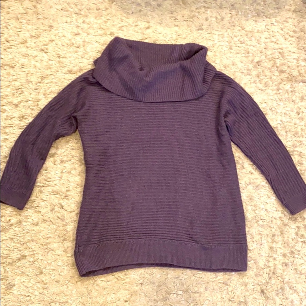 HM Oversized TurtleNeck Sweater - Size 10